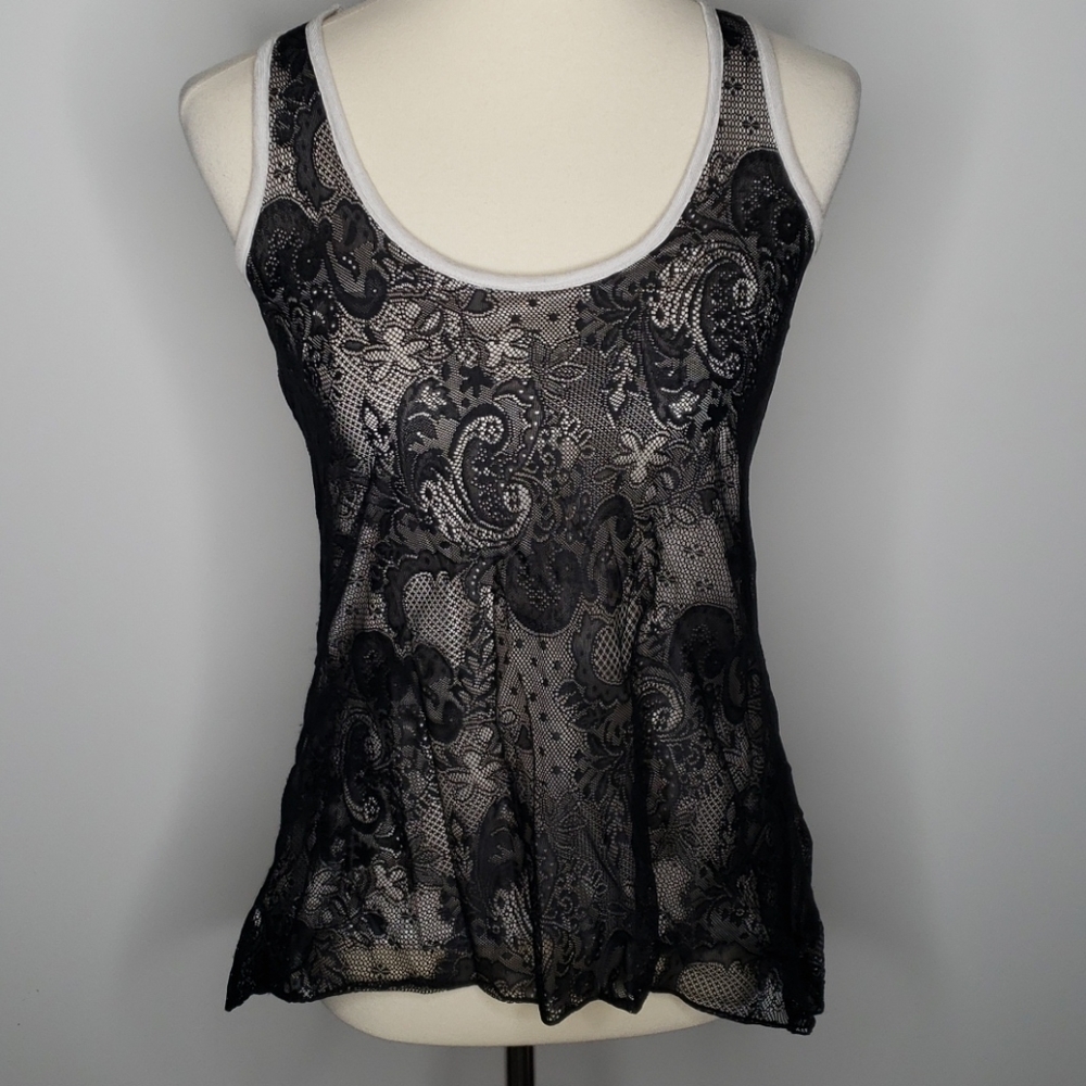 🔱 International Concepts women's top